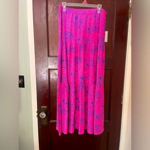 COPY - LuLaRoe Poppy maxi skirt. NWT. Size medium